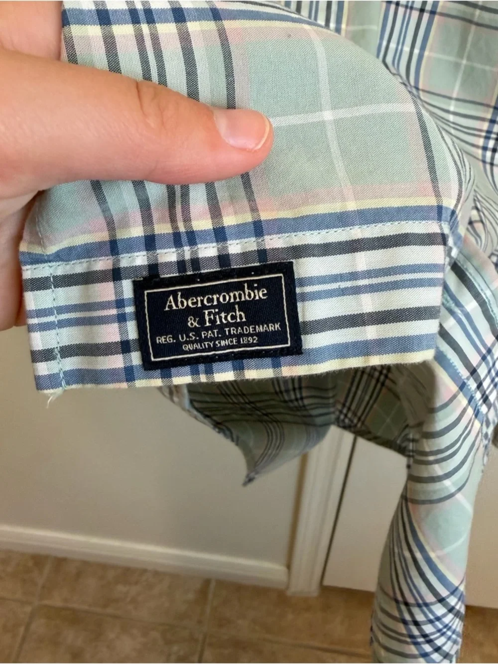 Abercrombie & Fitch Plaid Button Down Shirt Men’s XL Mint Green Blue Cotton - Picture 4 of 6